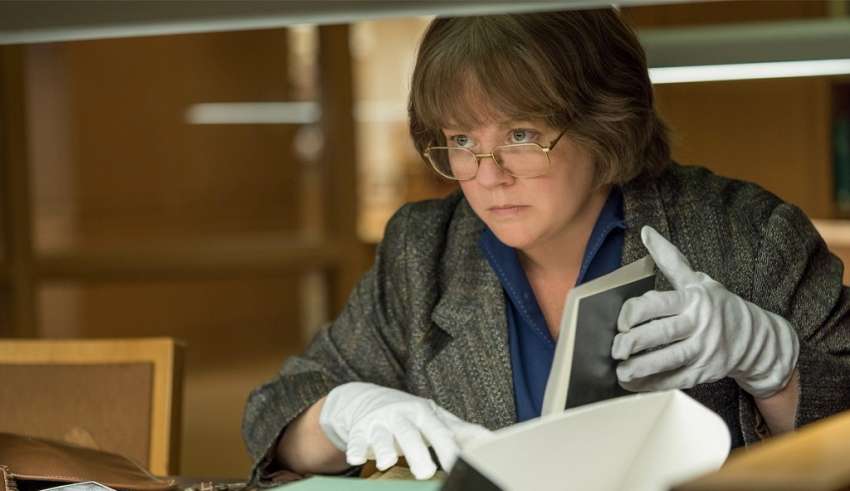 Melissa McCarthy stars in Fox Searchlight's CAN YOU EVER FORGIVE ME?
