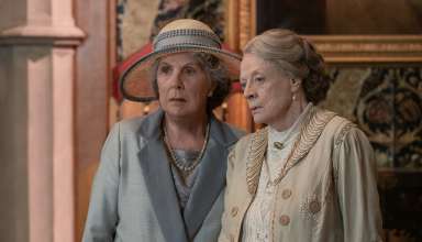 Penelope Wilton and Maggie Smith star in Focus Features' DOWNTON ABBEY: A NEW ERA
